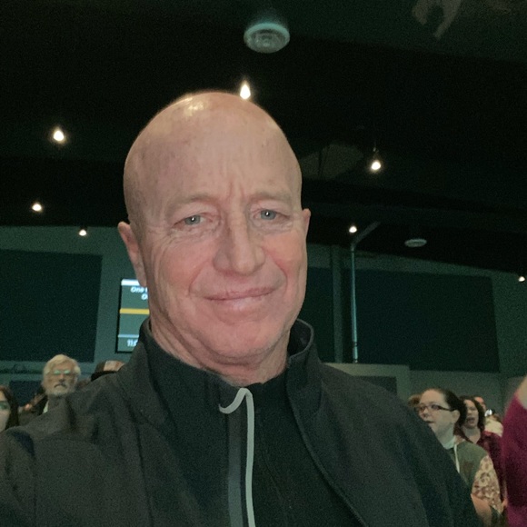 Meet your Posher, Chris - Picture 2 of 2